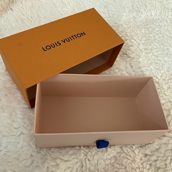 LOUIS VUITTON Sunglasses Case BOX ✨🧡 - Picture 3 of 5